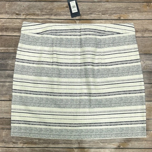 Tommy Hilfiger Ivory Navy Blue Abstract Stripe Woven Mini Pencil Skirt NWT 14 - Picture 4 of 6